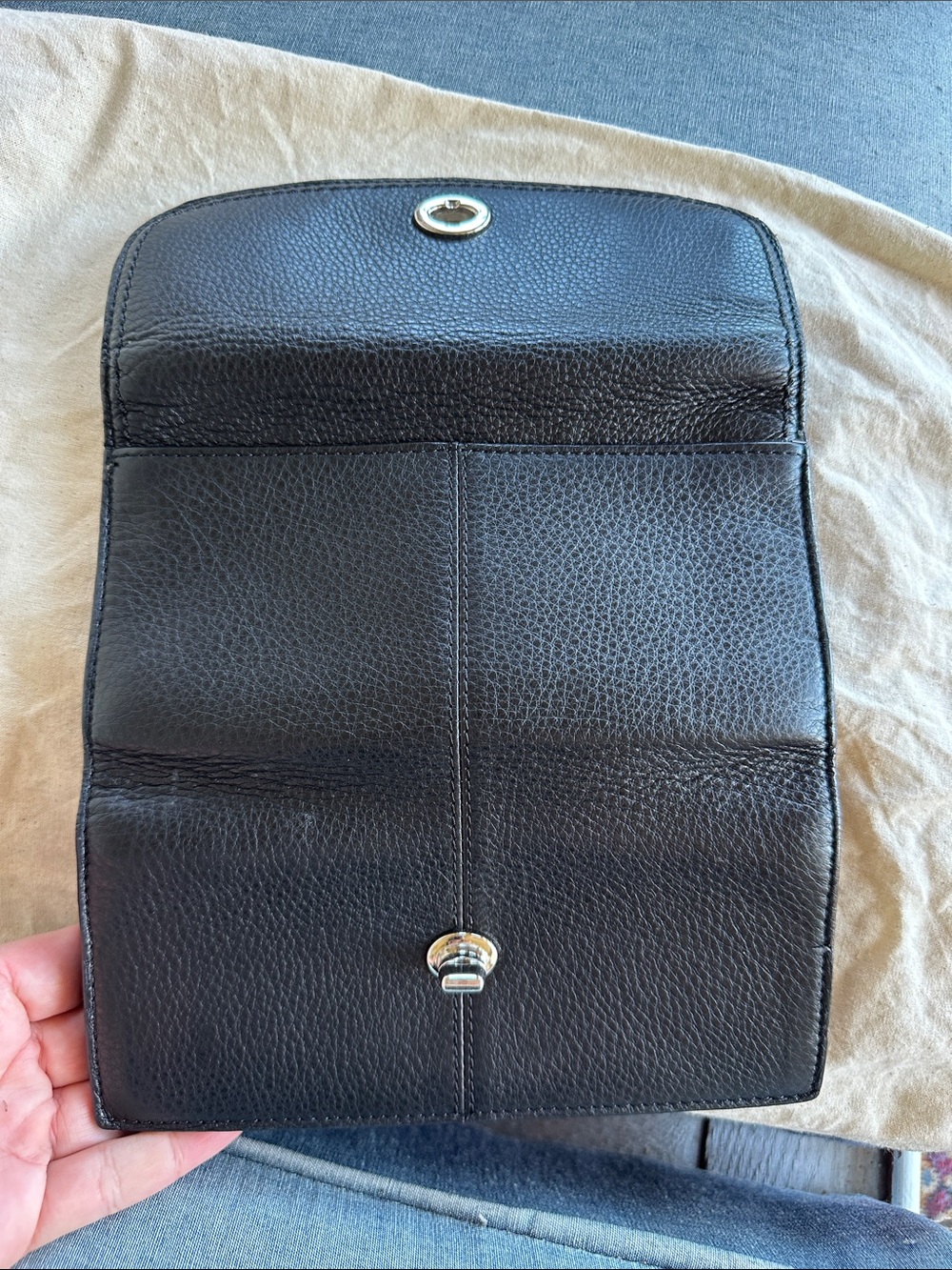 Coach Classic Park Leather Turn-Lock Wallet - Women. - Picture 4 of 4